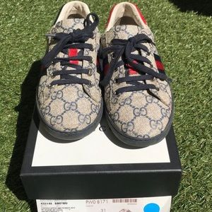 Gucci Gg Kids canvas supreme Ace size 32 ussize 13
